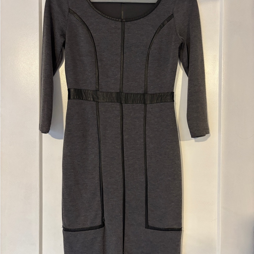 Elegant Gray Dress with Black Accents